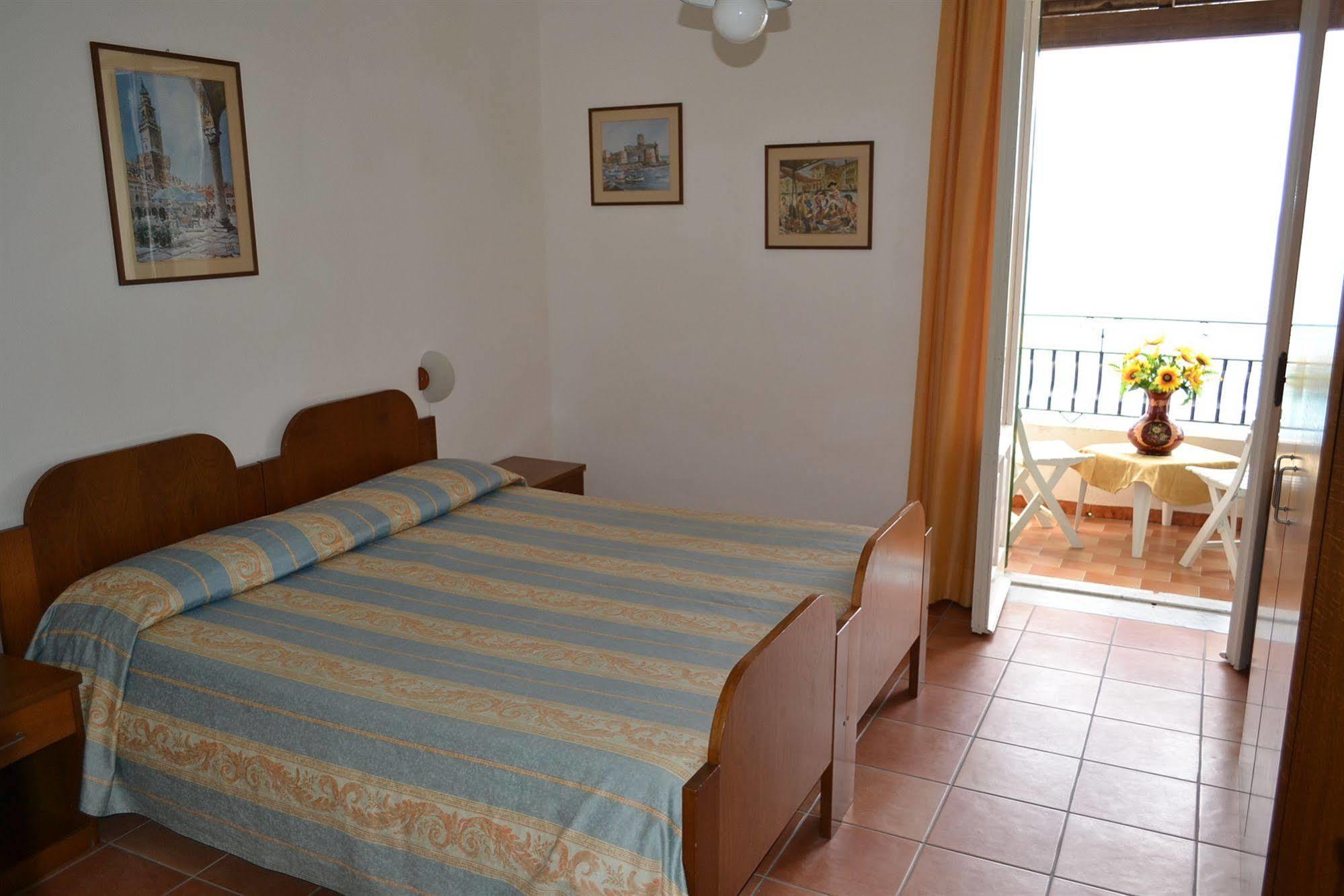 Hotel Villa Bina Sant'Angelo  Exterior foto