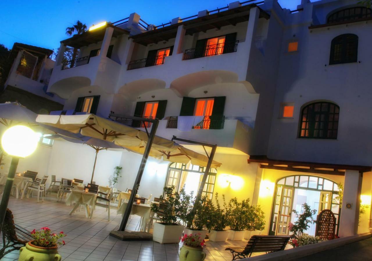 Hotel Villa Bina Sant'Angelo  Exterior foto